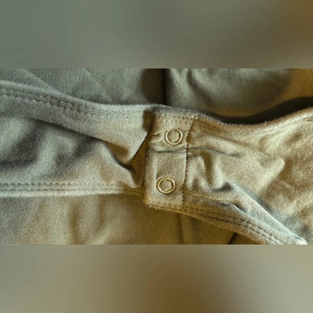 Old Navy Green Asymmetrical Sleeveless Bodysuit Tank Top - Picture 4 of 5